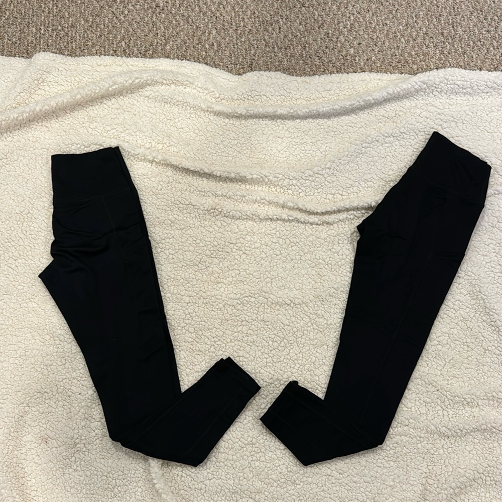 aerie leggings with pockets